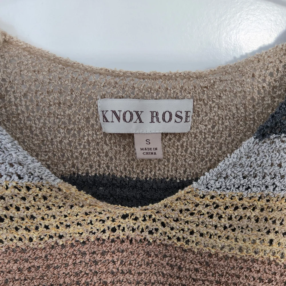 Knox Rose Multicolor V-neck Knit Striped Sweater Size Small